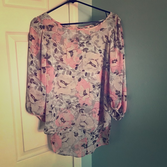 LC Sheer Blouse 🌸 - Picture 1 of 4